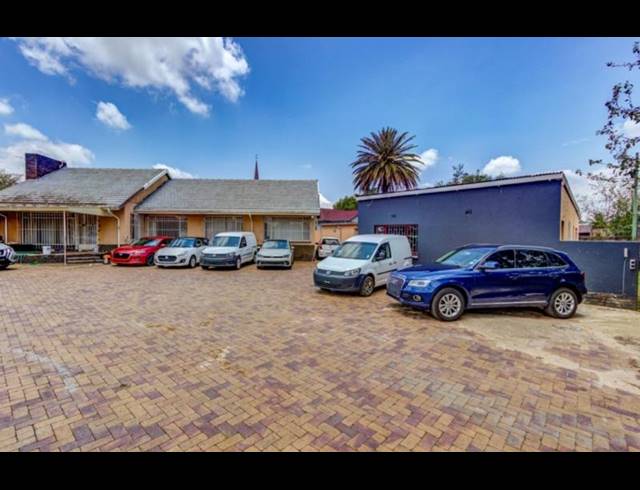 BUSINESS FOR SALE IN KEMPTON PARK EXT 04